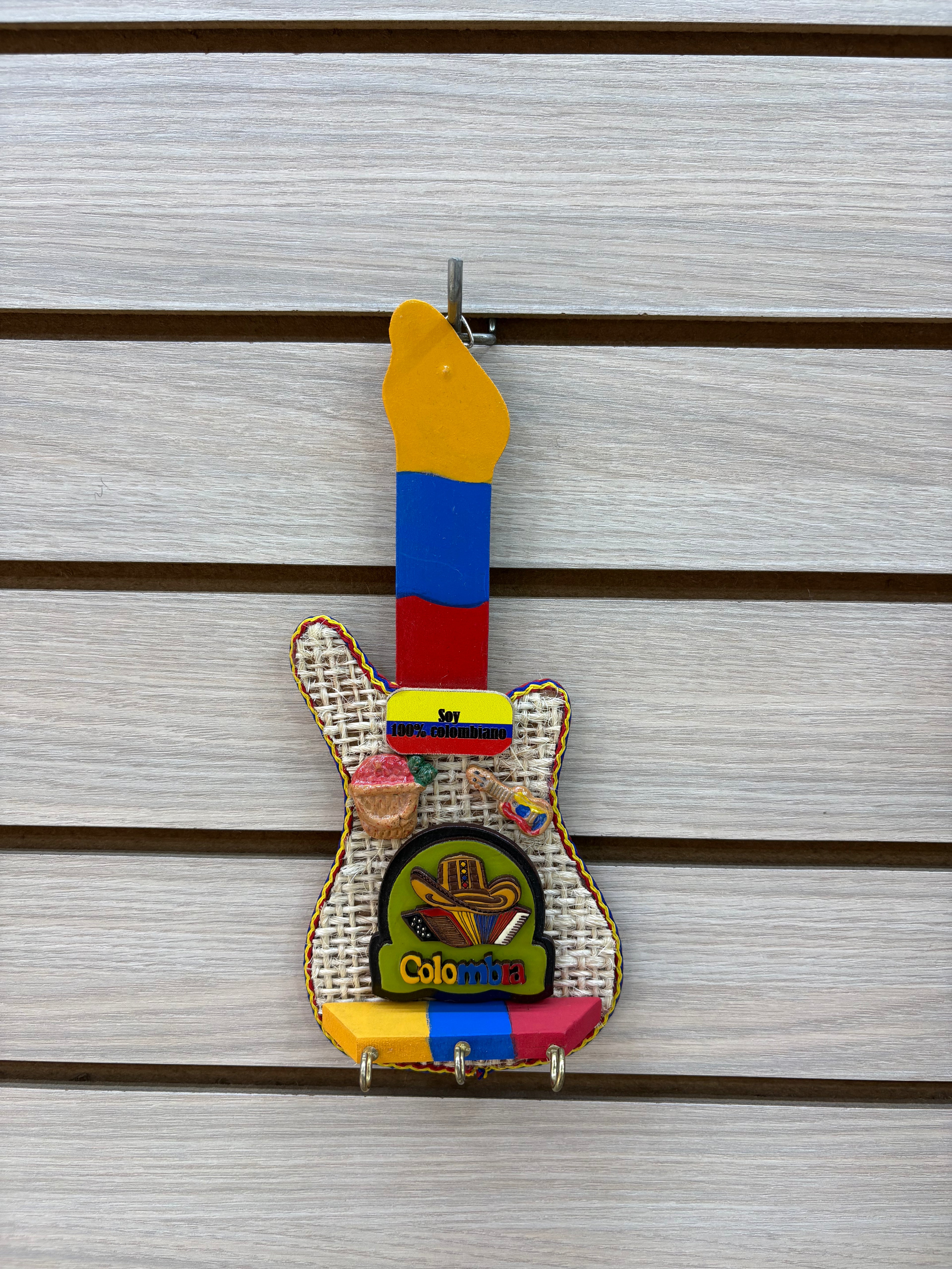 Portallaves Artesanal Guitarra y Costal - modelo 1