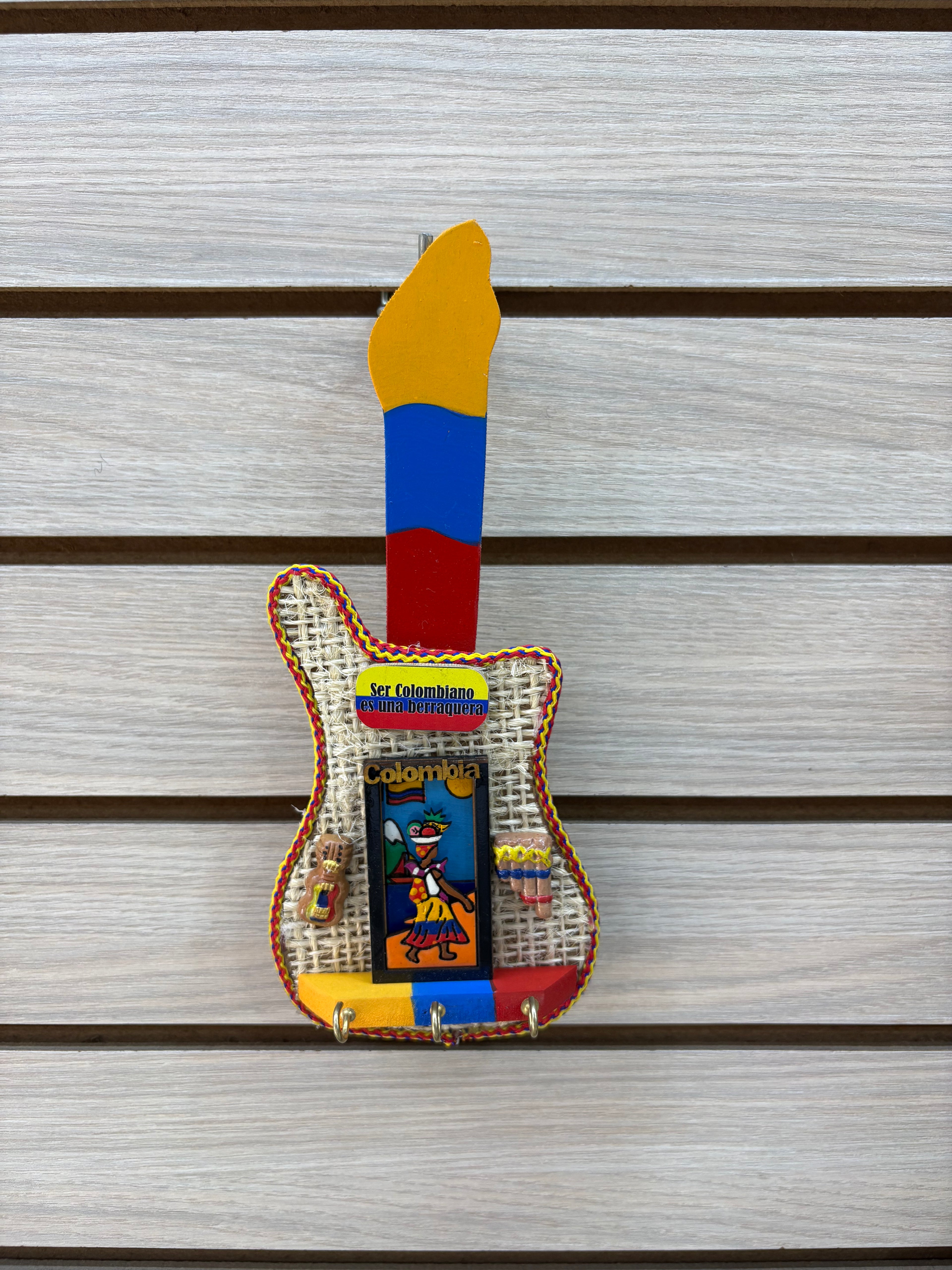 Portallaves Artesanal Guitarra y Costal - modelo 10