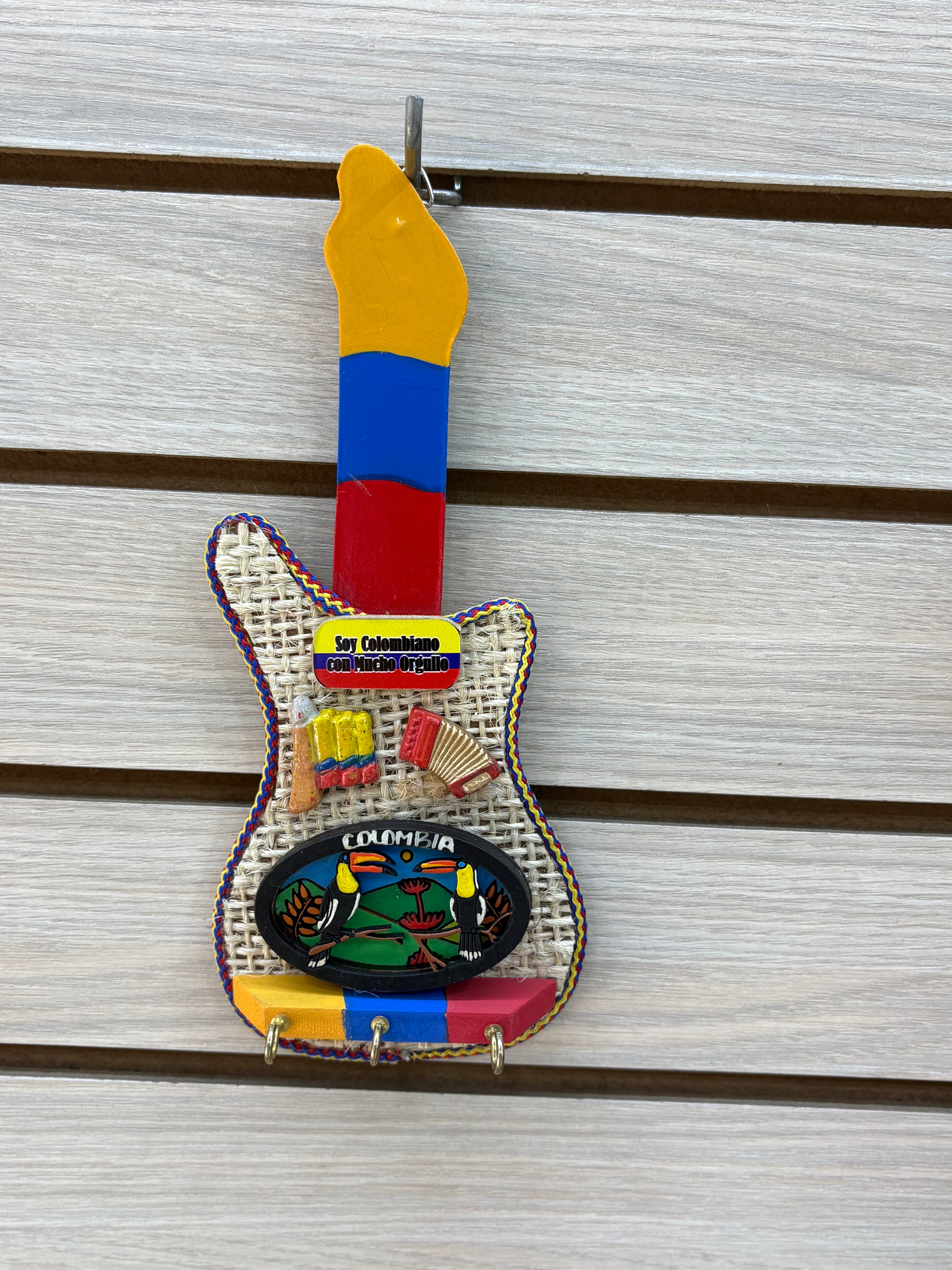 Portallaves Artesanal Guitarra y Costal - modelo 2