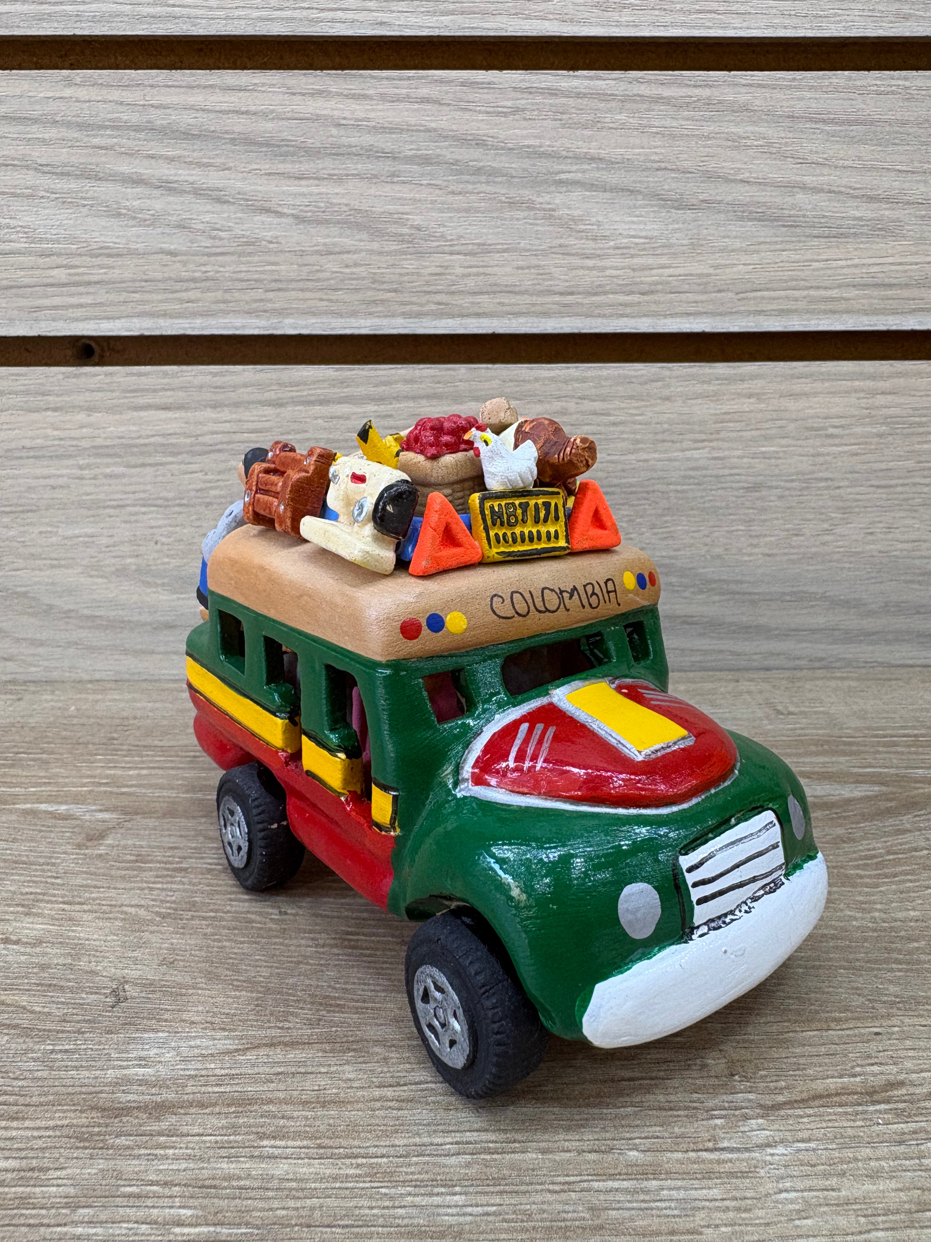 CHIVA PEQUENA CERAMICA