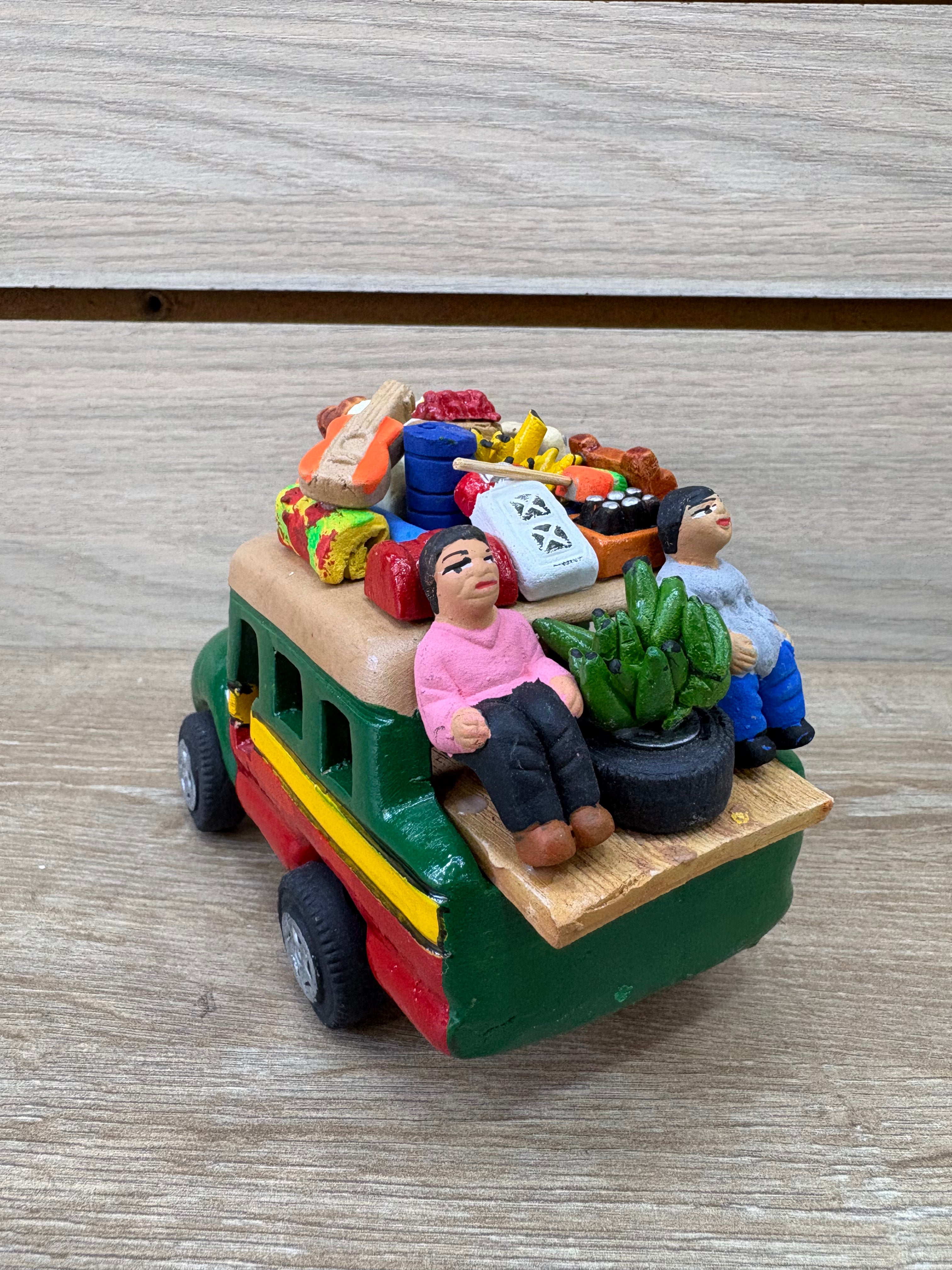 CHIVA PEQUENA CERAMICA