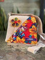 BOLSO MEDIANO DECORADO CON TAPA