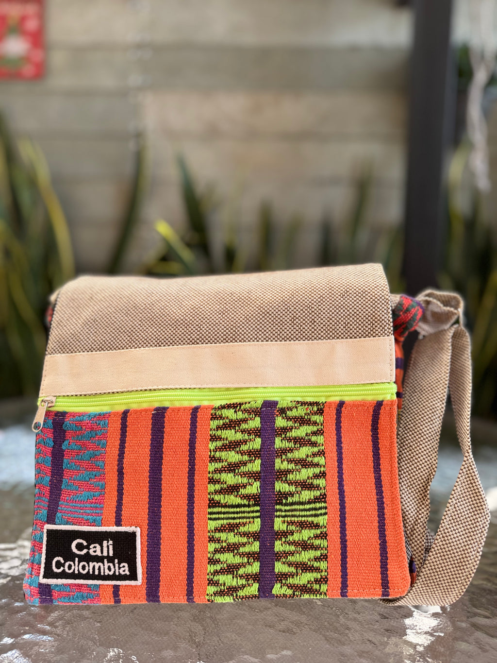 BOLSOS TELA CON TAPA