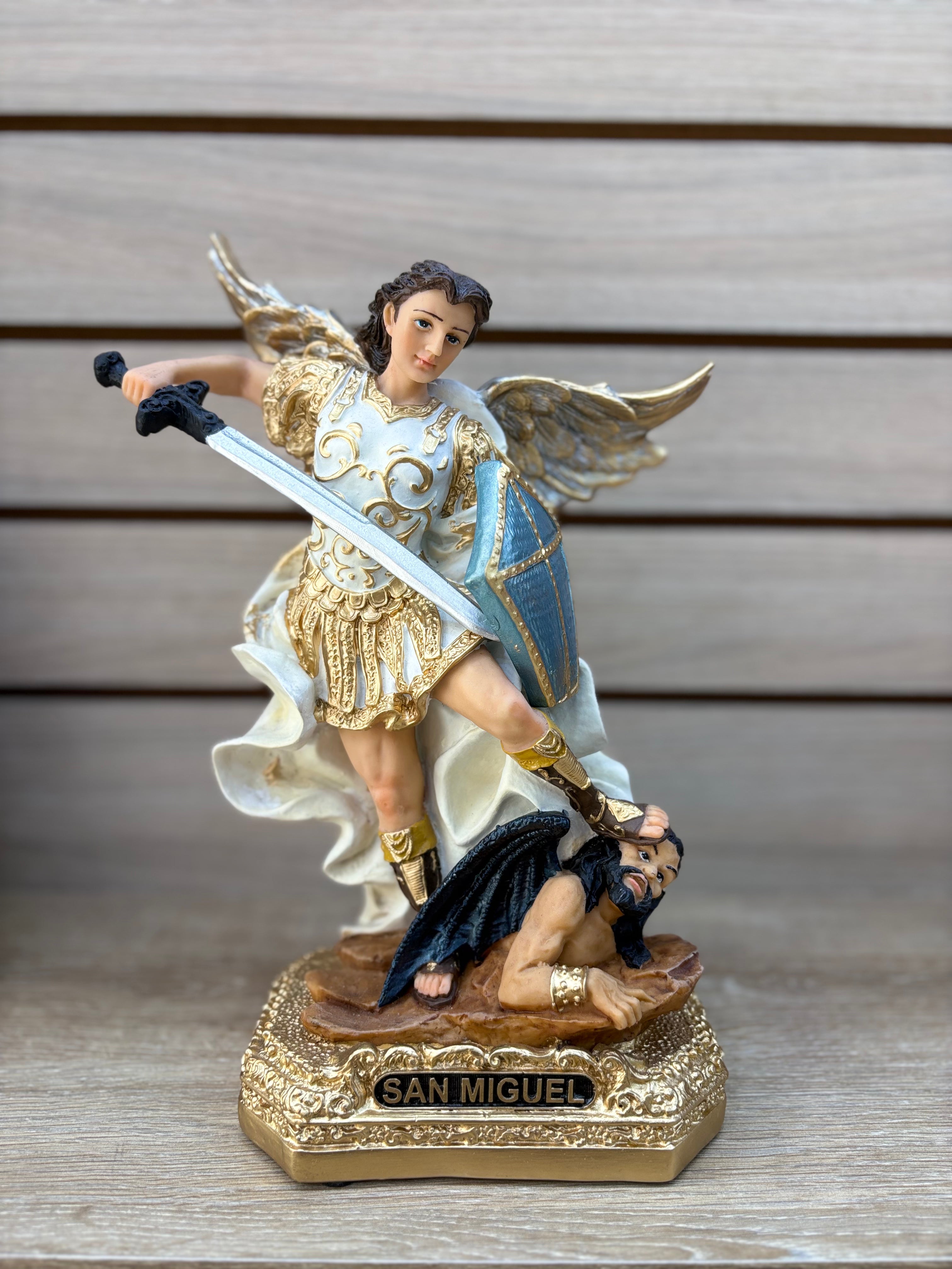 Figura Religiosa Angel - Modelo 13 - Artesanias de Mi Tierra Querida