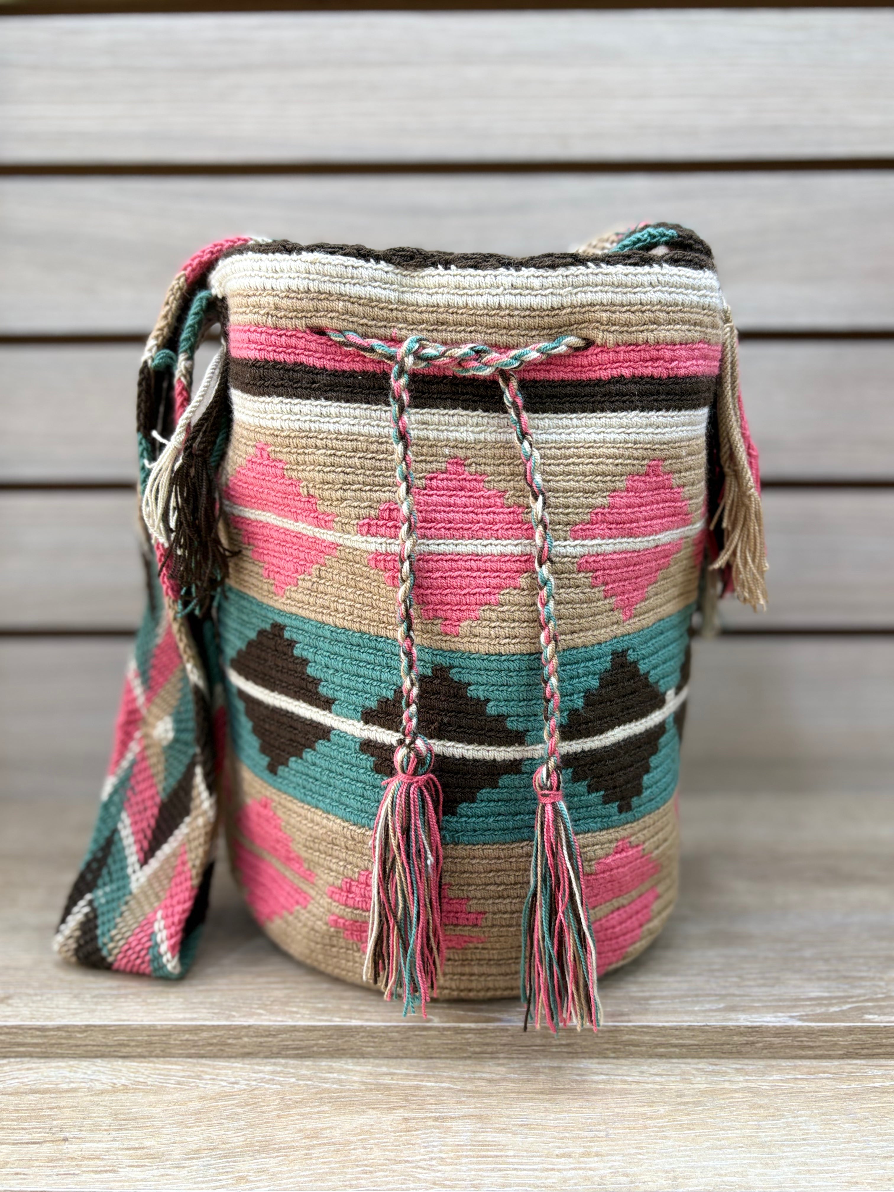 Mochila Wayuu Grande Patrones Multicolor - diseno 15