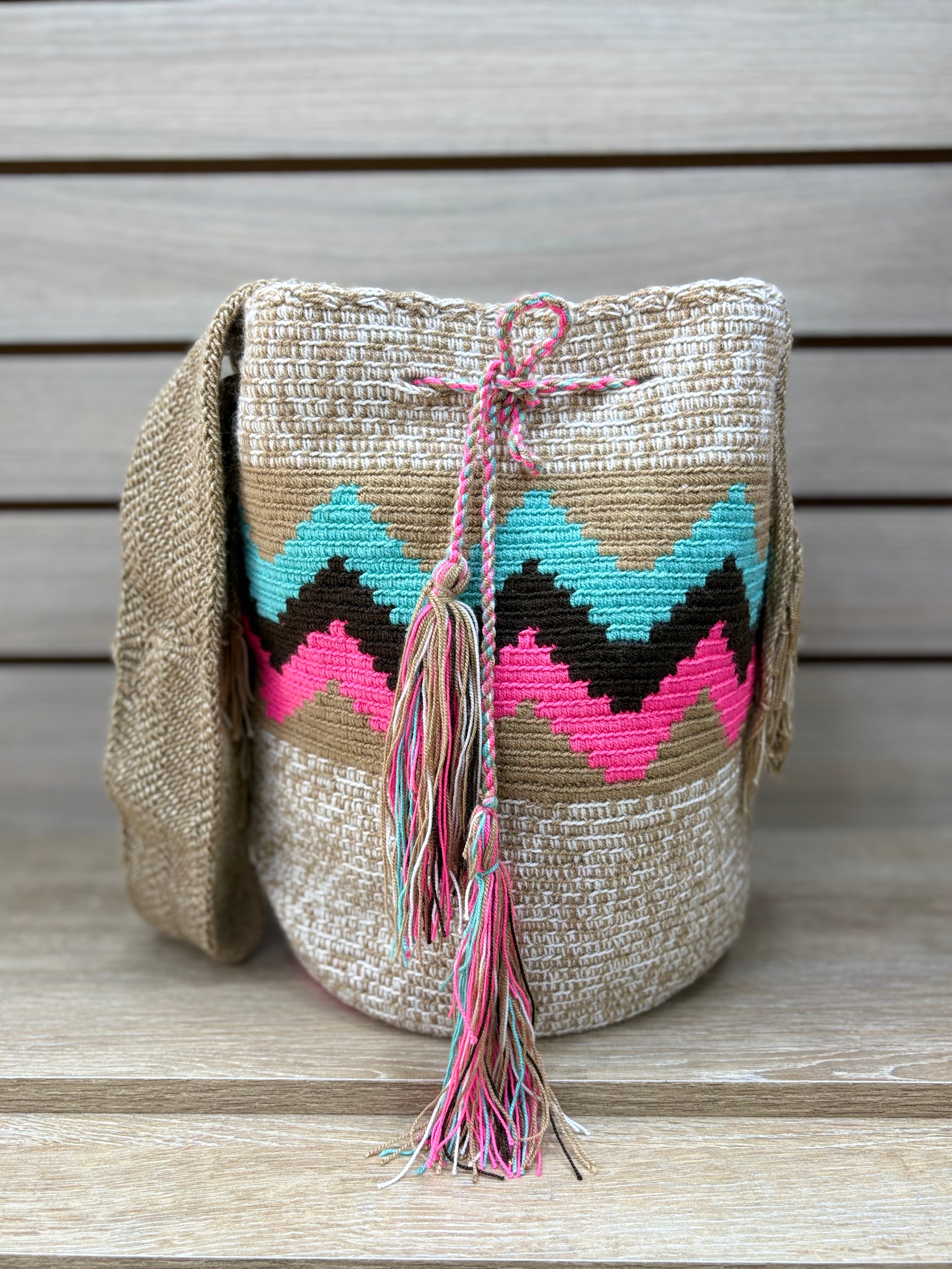 Mochila Wayuu Grande Patrones Multicolor - diseno 16