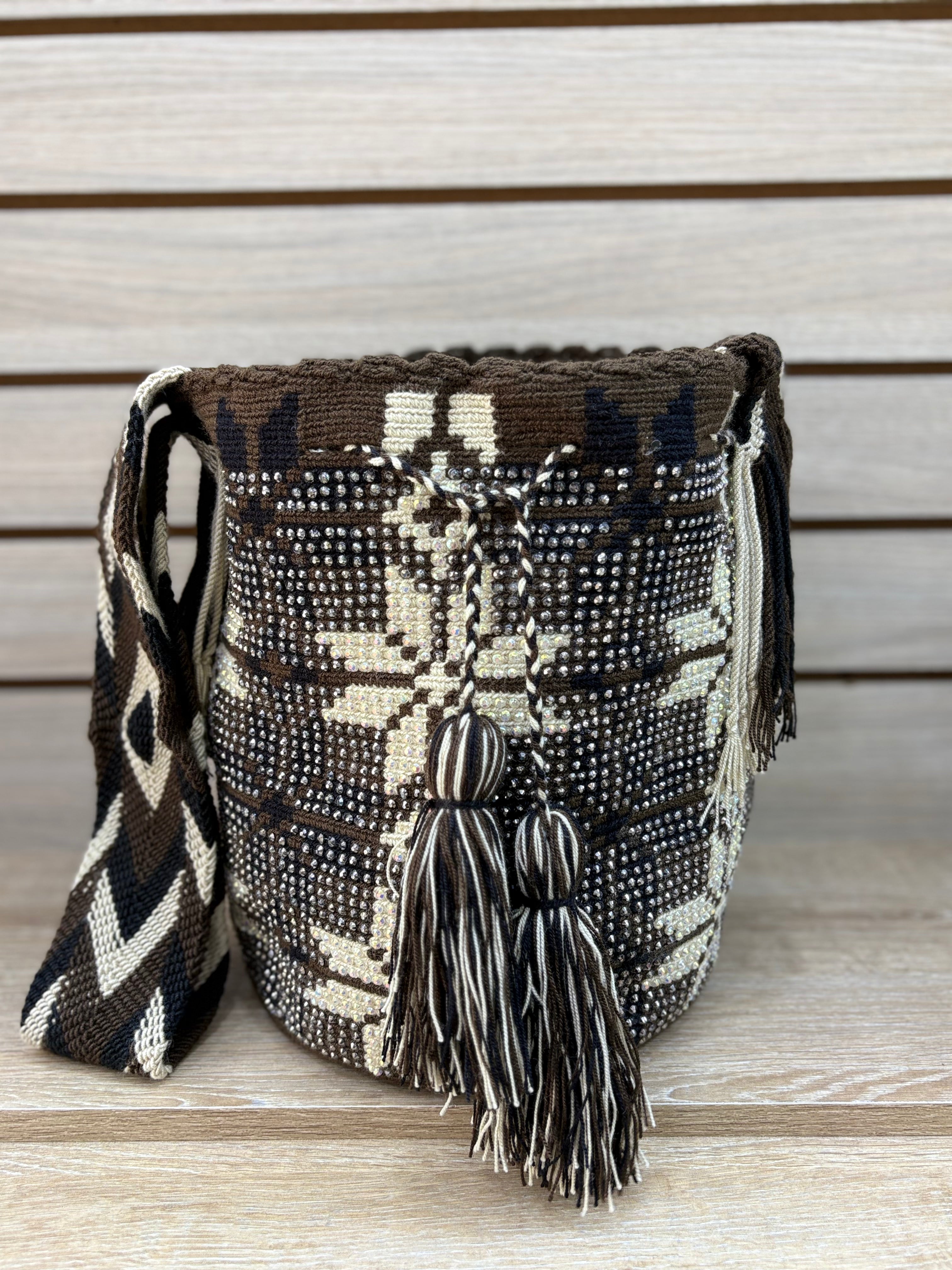 Mochila Wayuu Grande con Pedreria - diseno 7