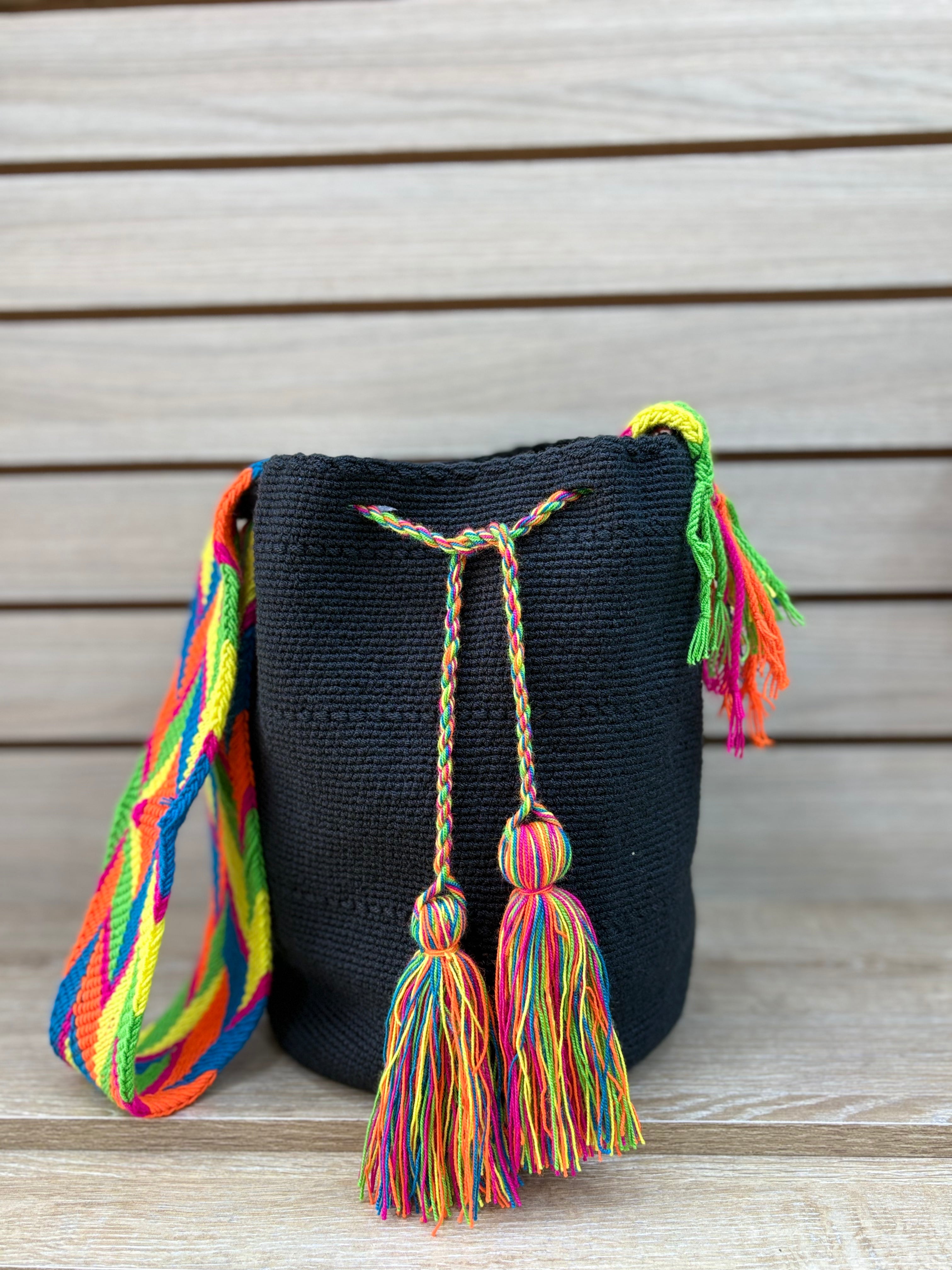 Mochila Wayuu Grande Unicolor - diseno 4