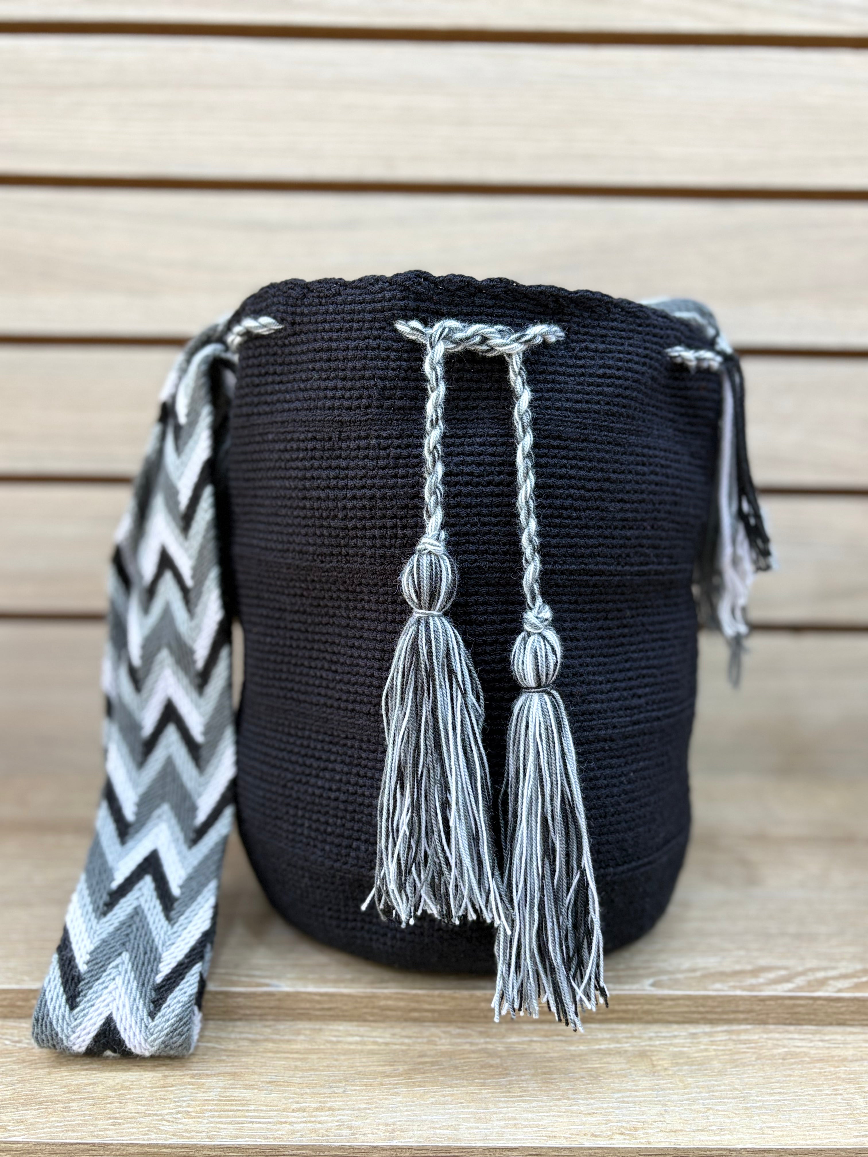 Mochila Wayuu Grande Unicolor - diseno 6