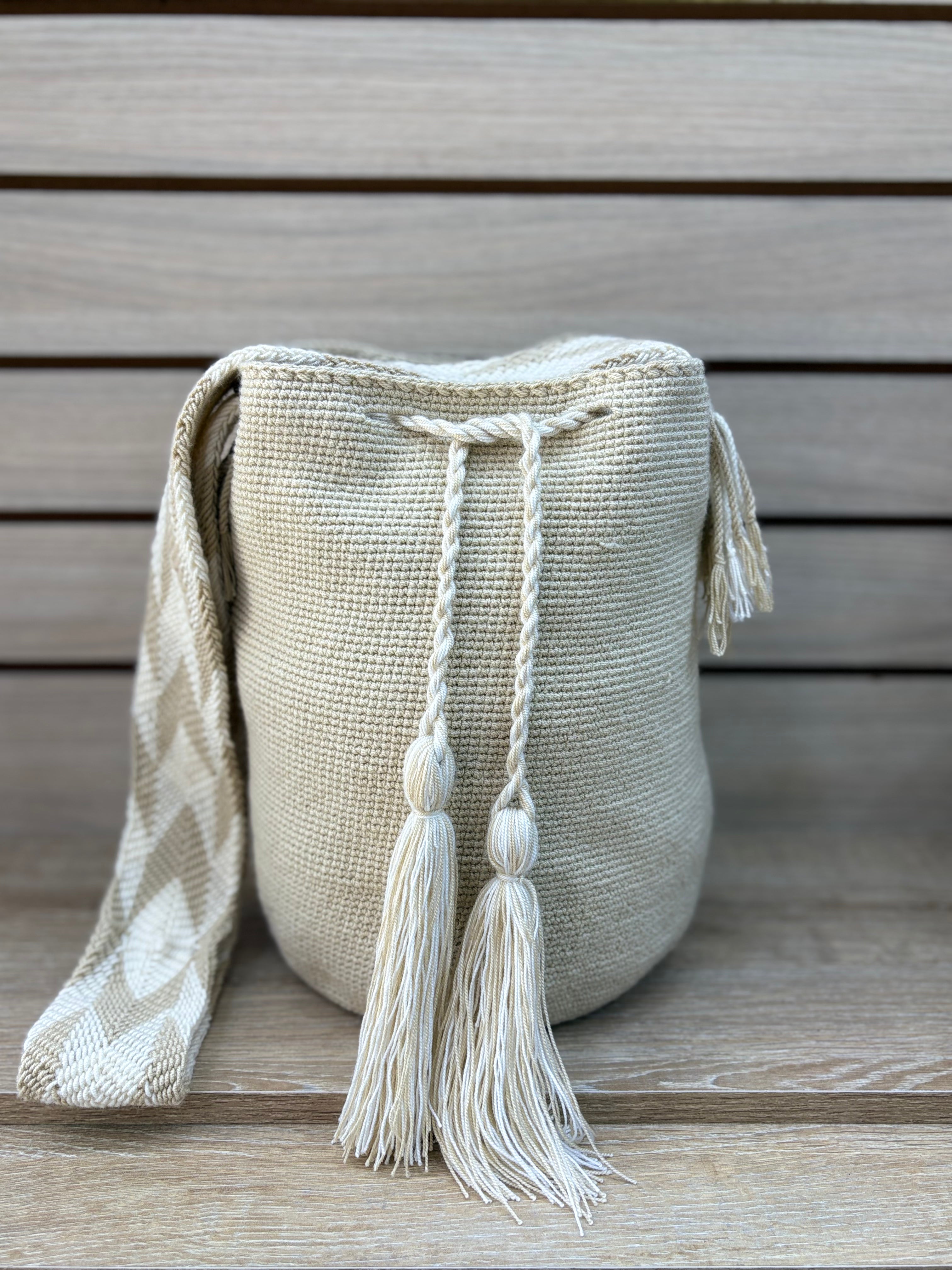 Mochila Wayuu Grande Unicolor - diseno 8