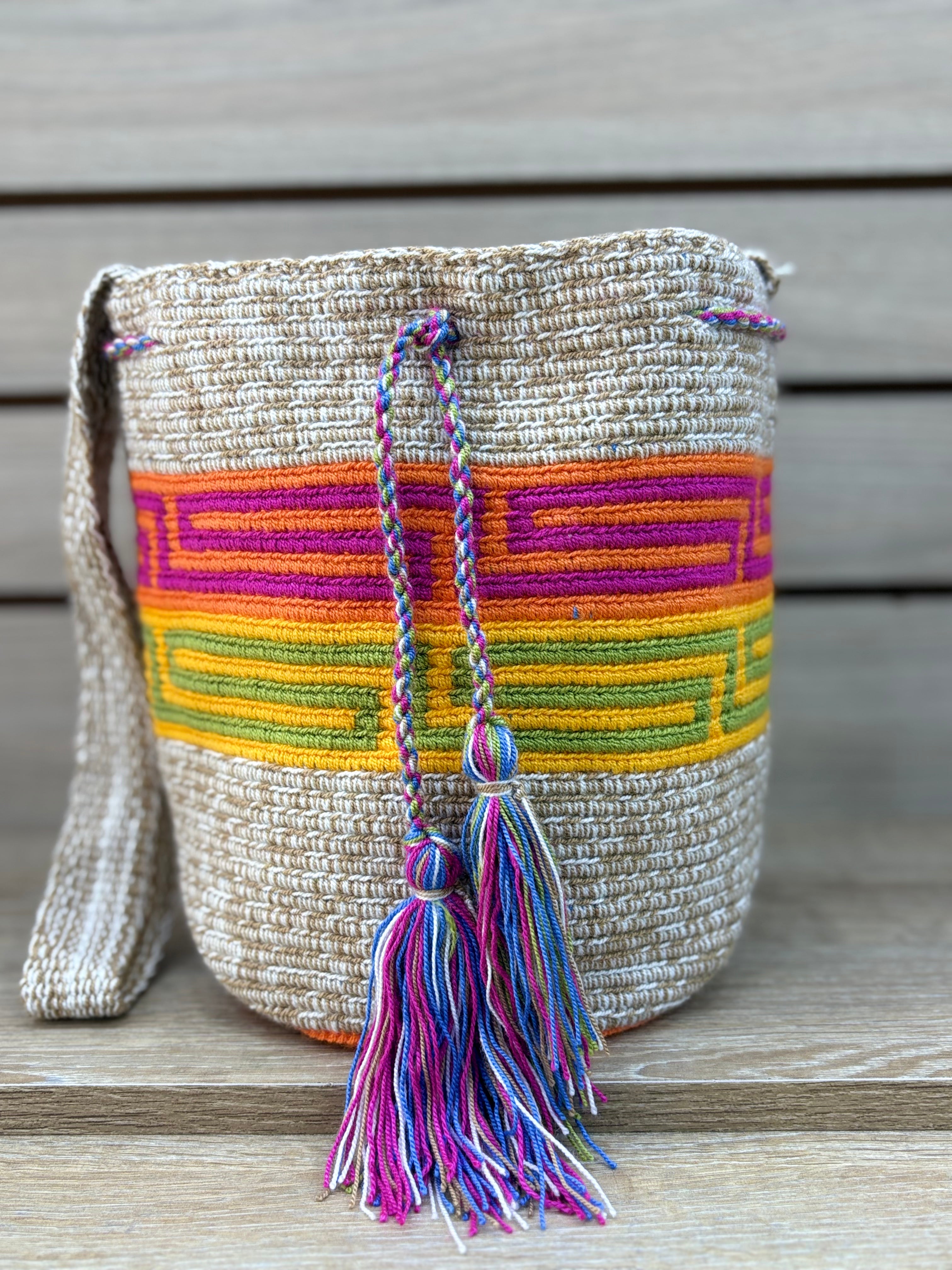 Mochila Wayuu Mediana Patrones Multicolor - diseno 5