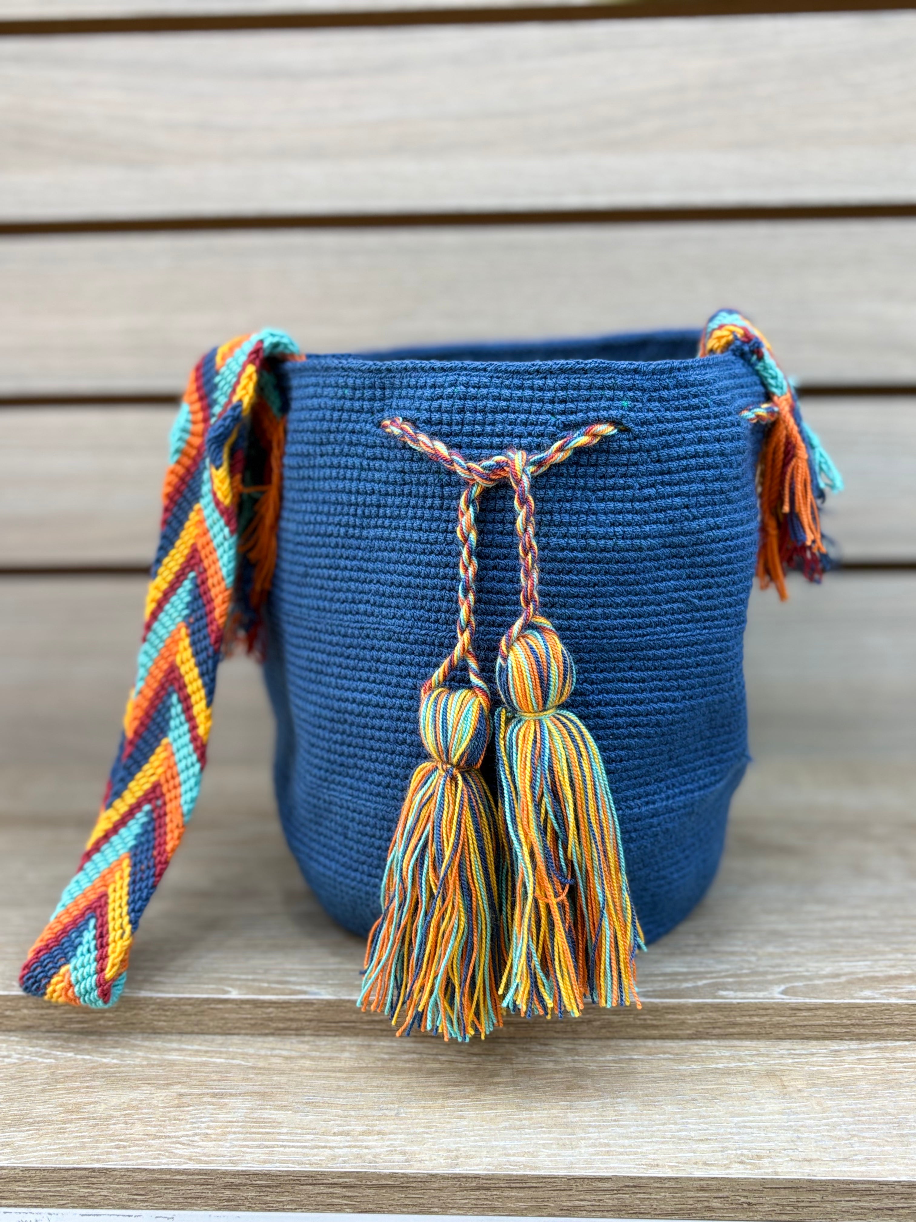 Mochila Wayuu Mediana Unicolor - diseno 3